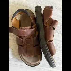 Clarks Mens Strappy Sandals Adjustable Strap Sz 9M Clarks | Shoes | Clarks Mens Strappy Sandals Adjustable  main image 3